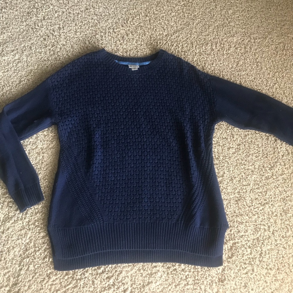 Women’s sweater